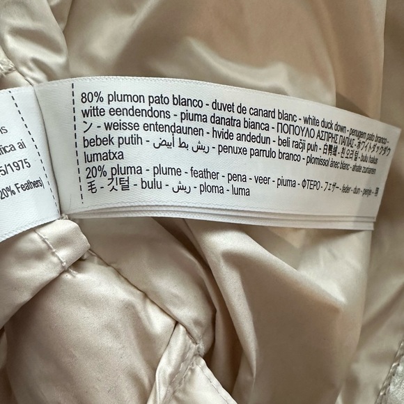 NWT. Massimo Dutti Cream Quilted Puffer Jacket. Size M. - Picture 13 of 14